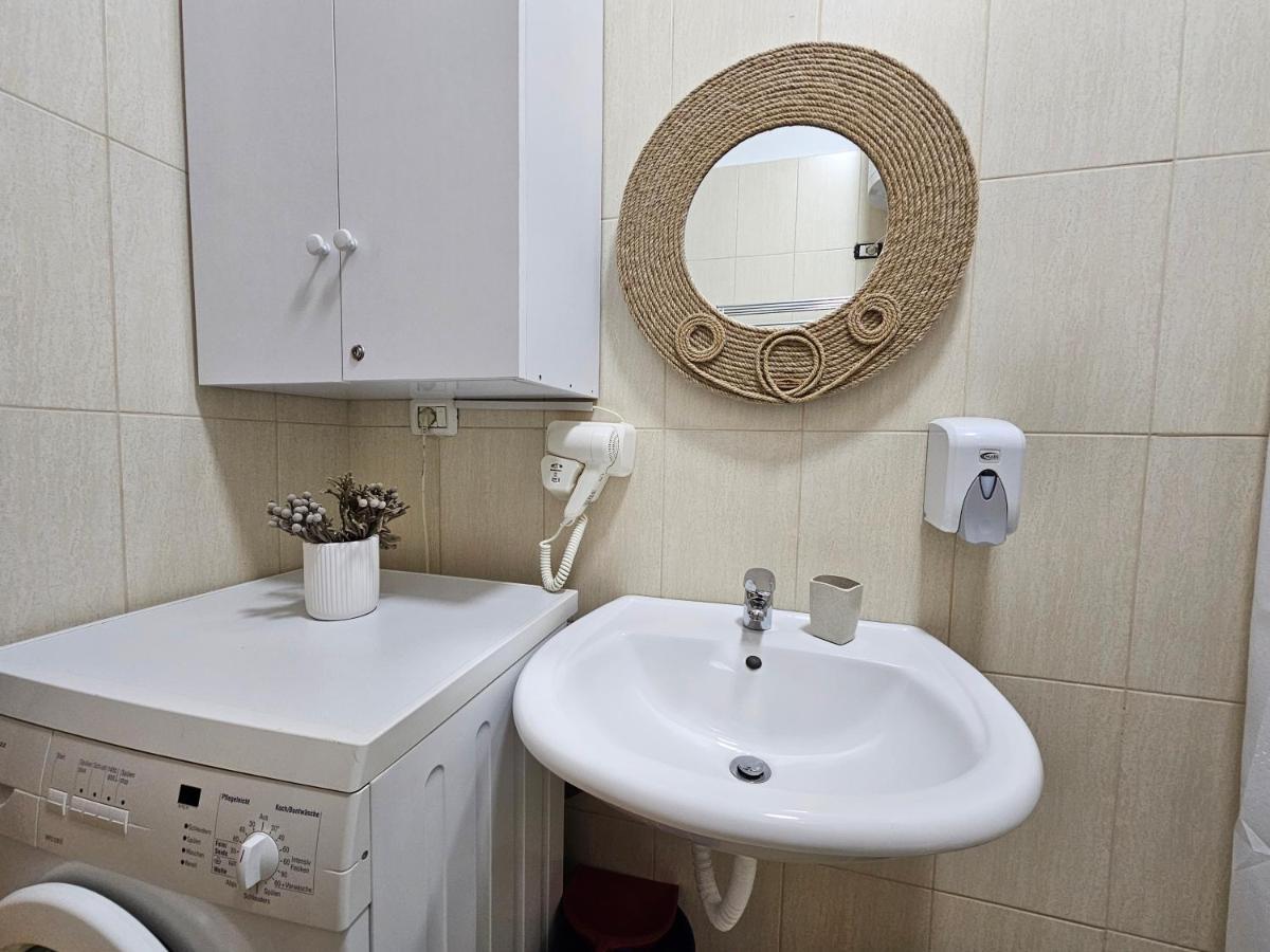 Vibe Studio Apartment Τίρανα Εξωτερικό φωτογραφία